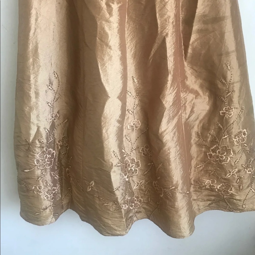 Dress - Picture 5 of 8
